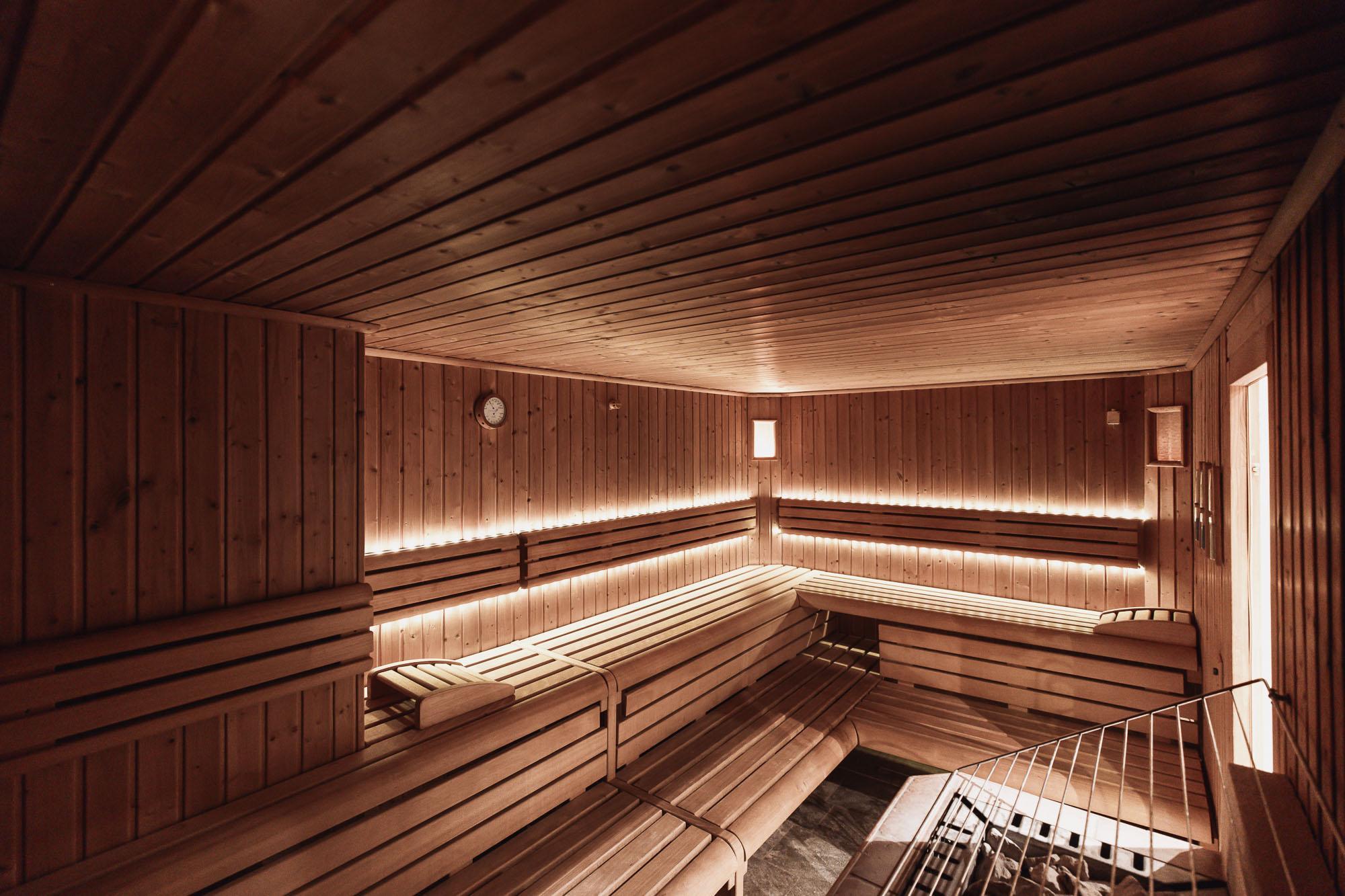 Hotel Montis - Active Nature Spa บรูนิโก ภายนอก รูปภาพ